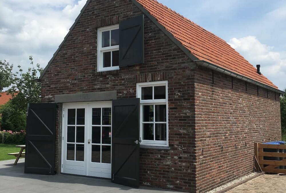 Hier renovatie van schuur naar bar Ammerzoden
